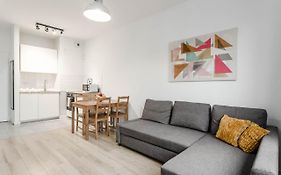 Chill Apartments Airport Apartments